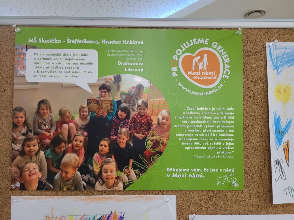 Vernisáž obrázků ze čtení se čtecí babičkou